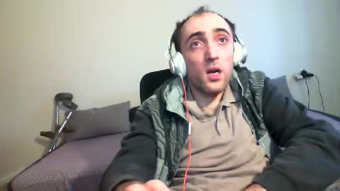 Snapshot of bentish chatting on 03-07-26, 03:09 bentish online show from 03-07-26, 03:09