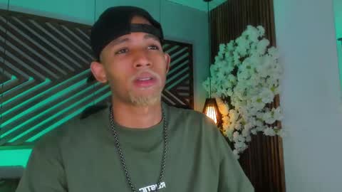 bento_fox online show from 09-20-25, 04:02