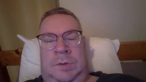 SimonJones2000 online show from 04-10-26, 10:14