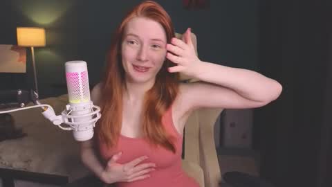 Snapshot of benty_bunny chatting on 12-17-25, 12:22 Alice online show from 12-17-25, 12:22