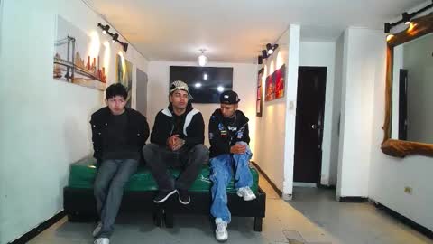 benz boys online show from 11-24-25, 11:43