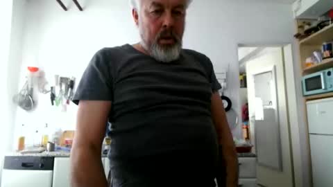 Snapshot of berg_boy chatting on 01-13-26, 11:48 Martin online show from 01-13-26, 11:48