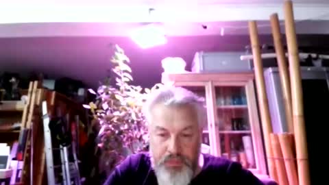 Snapshot of berg_boy chatting on 02-23-26, 06:16 Martin online show from 02-23-26, 06:16