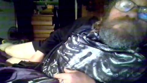 Snapshot of bergeeric1970 chatting on 11-04-25, 04:00 bergeeric1970 online show from 11-04-25, 04:00