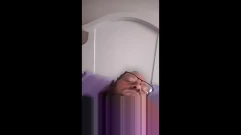 Snapshot of bergeeric1970 chatting on 03-25-26, 12:44 bergeeric1970 online show from 03-25-26, 12:44