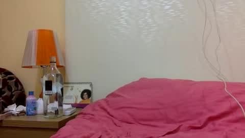 Snapshot of bermudatriangle12 chatting on 01-18-25, 02:58 tixxie online show from 01-18-25, 02:58