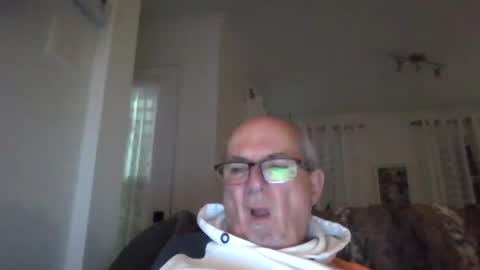 bernard1102 online show from 12-03-24, 10:29