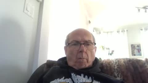 bernard1102 online show from 12-03-25, 03:10