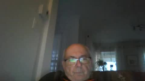 Snapshot of bernard1102 chatting on 04-27-26, 12:08 bernard1102 online show from 04-27-26, 12:08