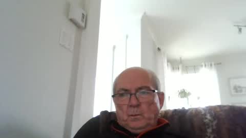 Snapshot of bernard1102 chatting on 05-15-26, 12:56 bernard1102 online show from 05-15-26, 12:56