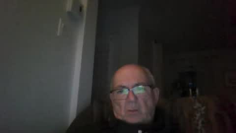 Snapshot of bernard1102 chatting on 05-22-26, 01:13 bernard1102 online show from 05-22-26, 01:13