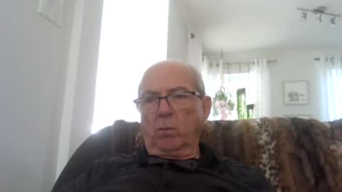 bernard1102 online show from 07-31-26, 01:54