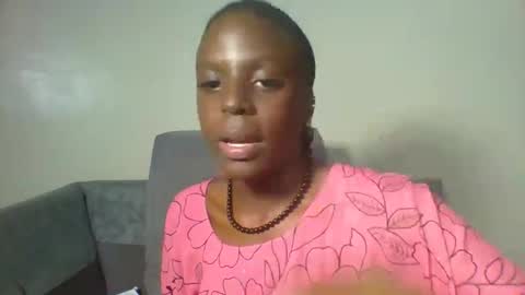 Snapshot of berryjuicey chatting on 10-30-25, 09:00 Juicey online show from 10-30-25, 09:00