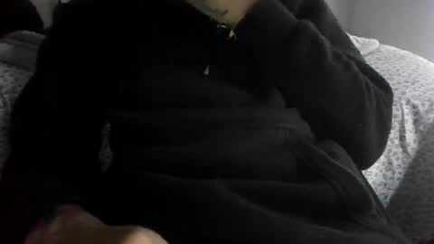 Snapshot of bertdollaz757 chatting on 11-09-25, 08:40 ToxicPipe757 online show from 11-09-25, 08:40