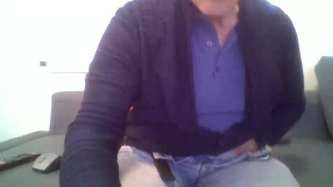 Snapshot of besi620901 chatting on 02-27-26, 03:34 besi620901 online show from 02-27-26, 03:34