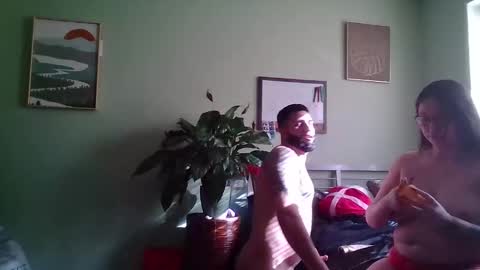 Snapshot of besosypasion chatting on 11-27-25, 06:43 besosypasion online show from 11-27-25, 06:43