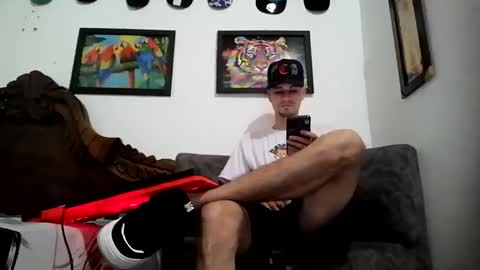 Andres online show from 02-18-25, 10:47