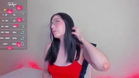 Snapshot of bestwayto_jerk chatting on 10-15-25, 02:44 ZYLITH online show from 10-15-25, 02:44