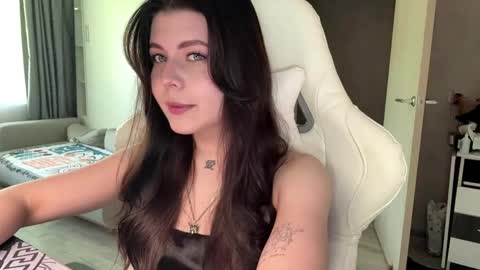 Snapshot of bethelsimensky chatting on 05-21-26, 10:55 Airin online show from 05-21-26, 10:55