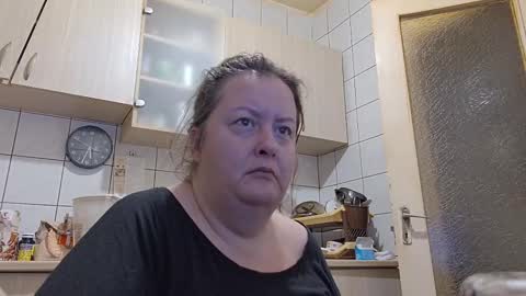 bethnorth online show from 10-09-25, 02:31