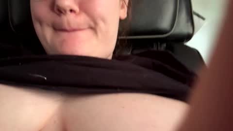 Snapshot of bethw3348 chatting on 11-28-25, 05:15 bethw3348 online show from 11-28-25, 05:15