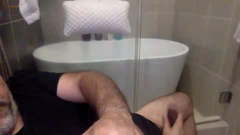 Snapshot of betoooox chatting on 01-13-26, 04:29 Virtual Gentleman online show from 01-13-26, 04:29