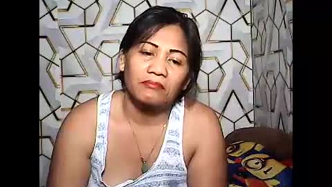 Snapshot of betty_83 chatting on 05-04-26, 12:12 betty_83 online show from 05-04-26, 12:12