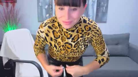 Snapshot of betty_jone chatting on 10-16-25, 05:41 Betty online show from 10-16-25, 05:41