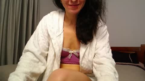 Snapshot of betty_sw chatting on 12-27-24, 03:59 betty_sw online show from 12-27-24, 03:59