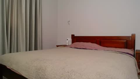 Snapshot of betty_sw chatting on 12-30-24, 12:20 betty_sw online show from 12-30-24, 12:20