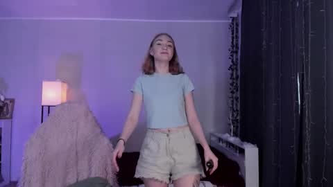 Dory make me happier online show from 10-30-25, 02:24