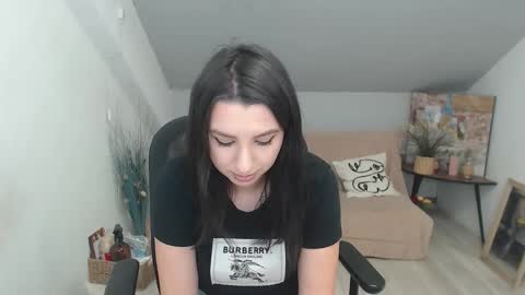 bettyjamess online show from 12-14-25, 09:14