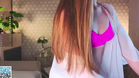 Snapshot of bettysamers chatting on 09-15-25, 07:14 Sofy online show from 09-15-25, 07:14