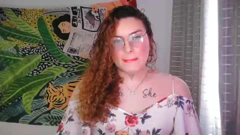 bettytaylor23 online show from 11-24-25, 07:35