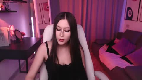 Snapshot of bety_white chatting on 06-08-26, 07:42 Katie online show from 06-08-26, 07:42