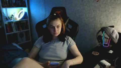 beverly_yay online show from 04-24-26, 12:46