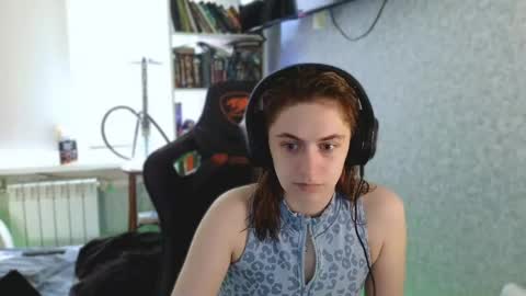 beverly_yay online show from 06-08-26, 02:39