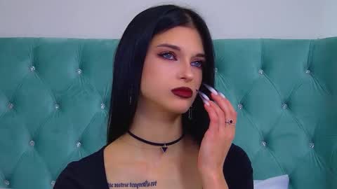 Snapshot of beverlyyork chatting on 09-09-25, 06:24 Beverly online show from 09-09-25, 06:24