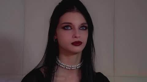 Snapshot of beverlyyork chatting on 11-08-25, 07:41 Beverly online show from 11-08-25, 07:41