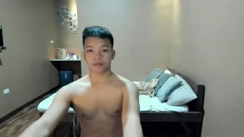 Snapshot of bexyourxman chatting on 04-26-26, 02:09 Adrian online show from 04-26-26, 02:09