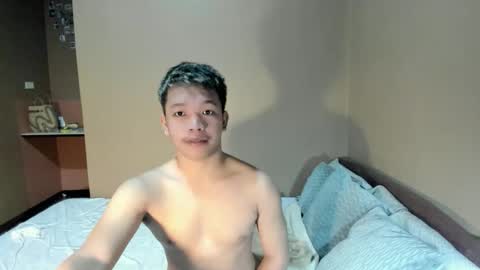 Snapshot of bexyourxman chatting on 05-14-26, 10:33 Adrian online show from 05-14-26, 10:33