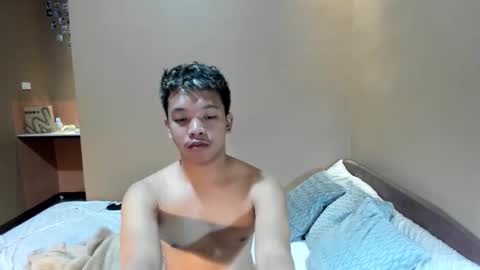 Snapshot of bexyourxman chatting on 05-15-26, 07:37 Adrian online show from 05-15-26, 07:37