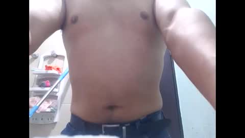 Snapshot of bggerardo820208 chatting on 01-29-25, 02:19 Masturbator 3000 online show from 01-29-25, 02:19