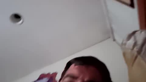 Snapshot of bgiamba21 chatting on 11-15-25, 11:40 bgiamba21 online show from 11-15-25, 11:40