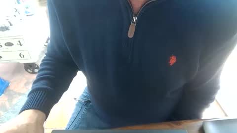 Snapshot of bi_and_more chatting on 10-24-25, 10:44 Manfred online show from 10-24-25, 10:44