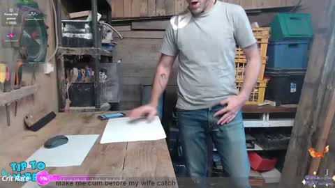 My name is David and if you like public exhibitions you wont be disappointed with me LoL - My favorite vibes is 44  online show from 12-30-24, 03:02