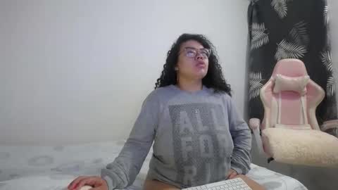 Snapshot of bianca_boobs chatting on 10-29-25, 09:22 Bianca Tuesday to Sunday from 2am to 6am UTC-5 online show from 10-29-25, 09:22