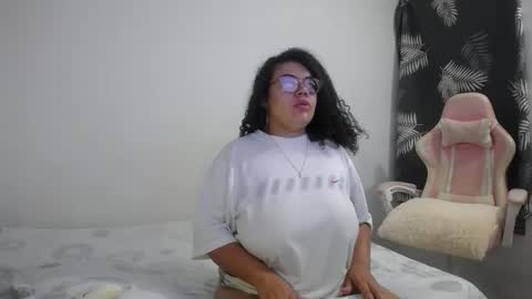 Snapshot of bianca_boobs chatting on 10-30-25, 09:22 Bianca Tuesday to Sunday from 2am to 6am UTC-5 online show from 10-30-25, 09:22