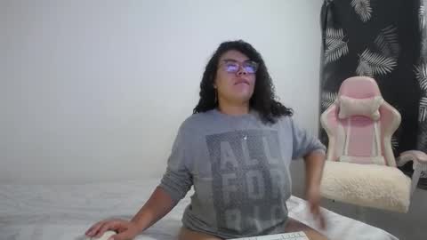 Snapshot of bianca_boobs chatting on 11-03-25, 09:32 Bianca Tuesday to Sunday from 2am to 6am UTC-5 online show from 11-03-25, 09:32