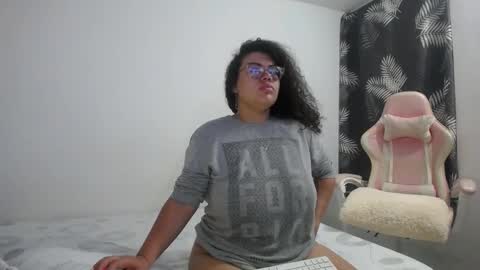 Snapshot of bianca_boobs chatting on 11-26-25, 09:21 Bianca Tuesday to Sunday from 2am to 6am UTC-5 online show from 11-26-25, 09:21